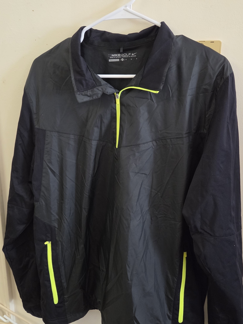 Nike Black Pullover Windbreaker Jacket with Neon Yellow Trim